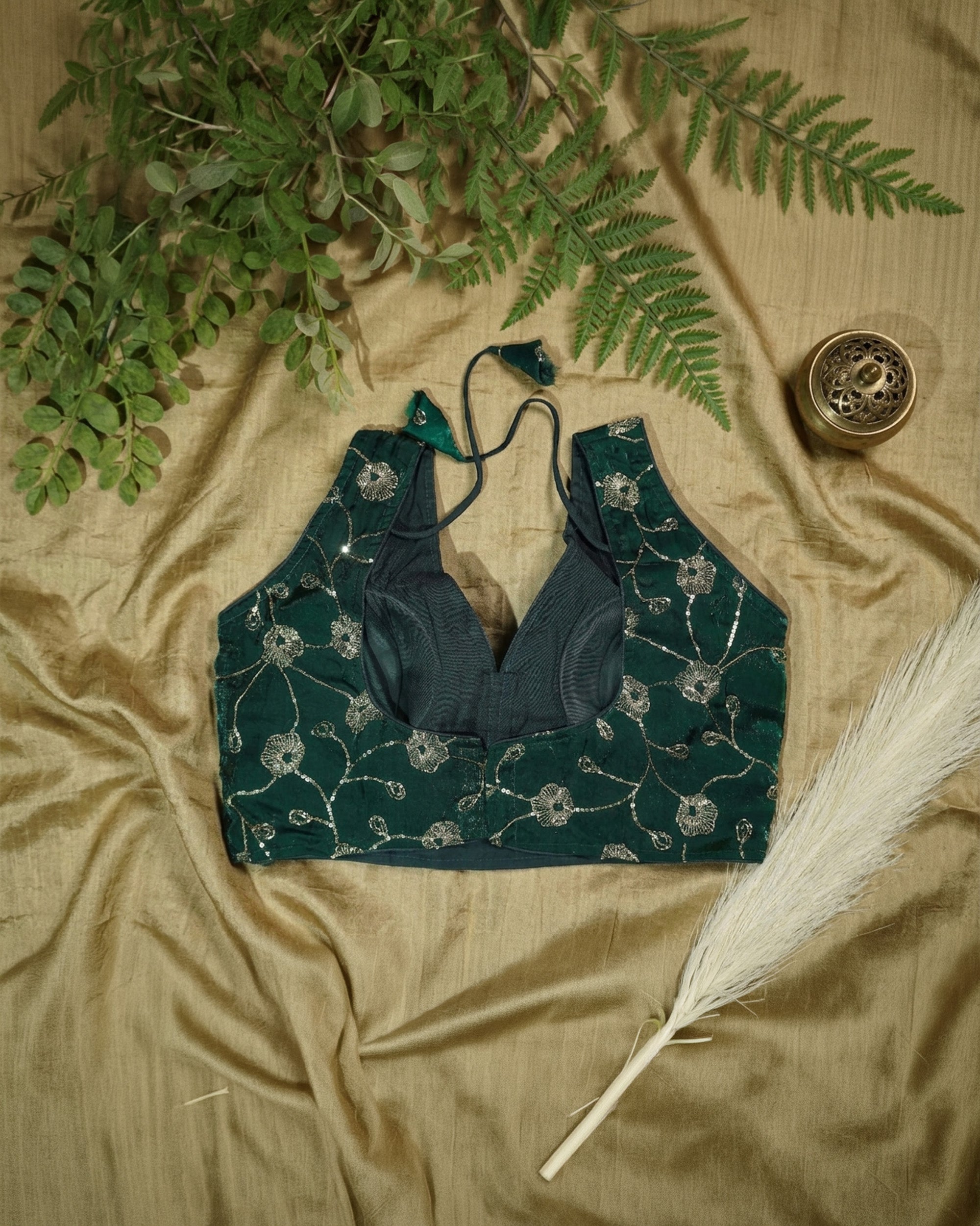 Neelambari Vanya Embroidered Blouse